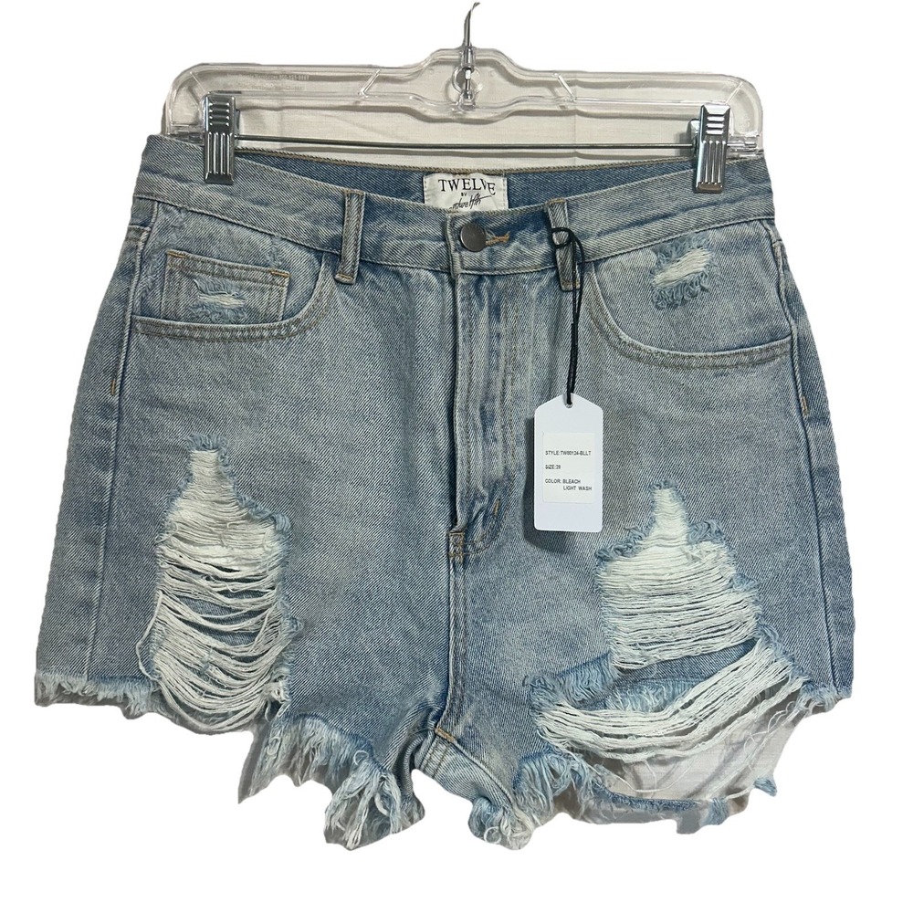 Twelve by‎ Ontwelfth Mom Jeans Shorts Light Wash Distressed Denim Cotton Size 28
